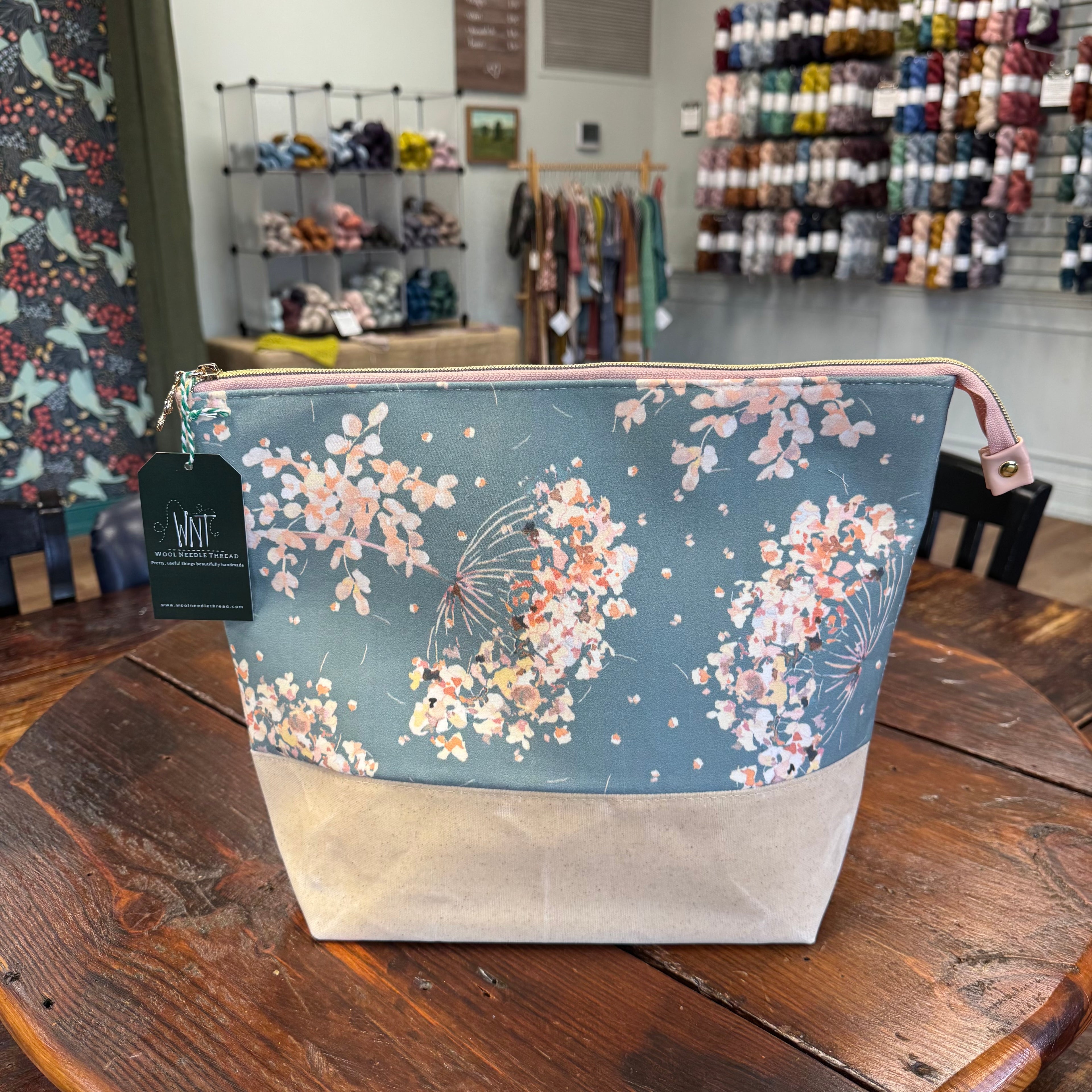 Wool Needle Thread XL Zipper Bag