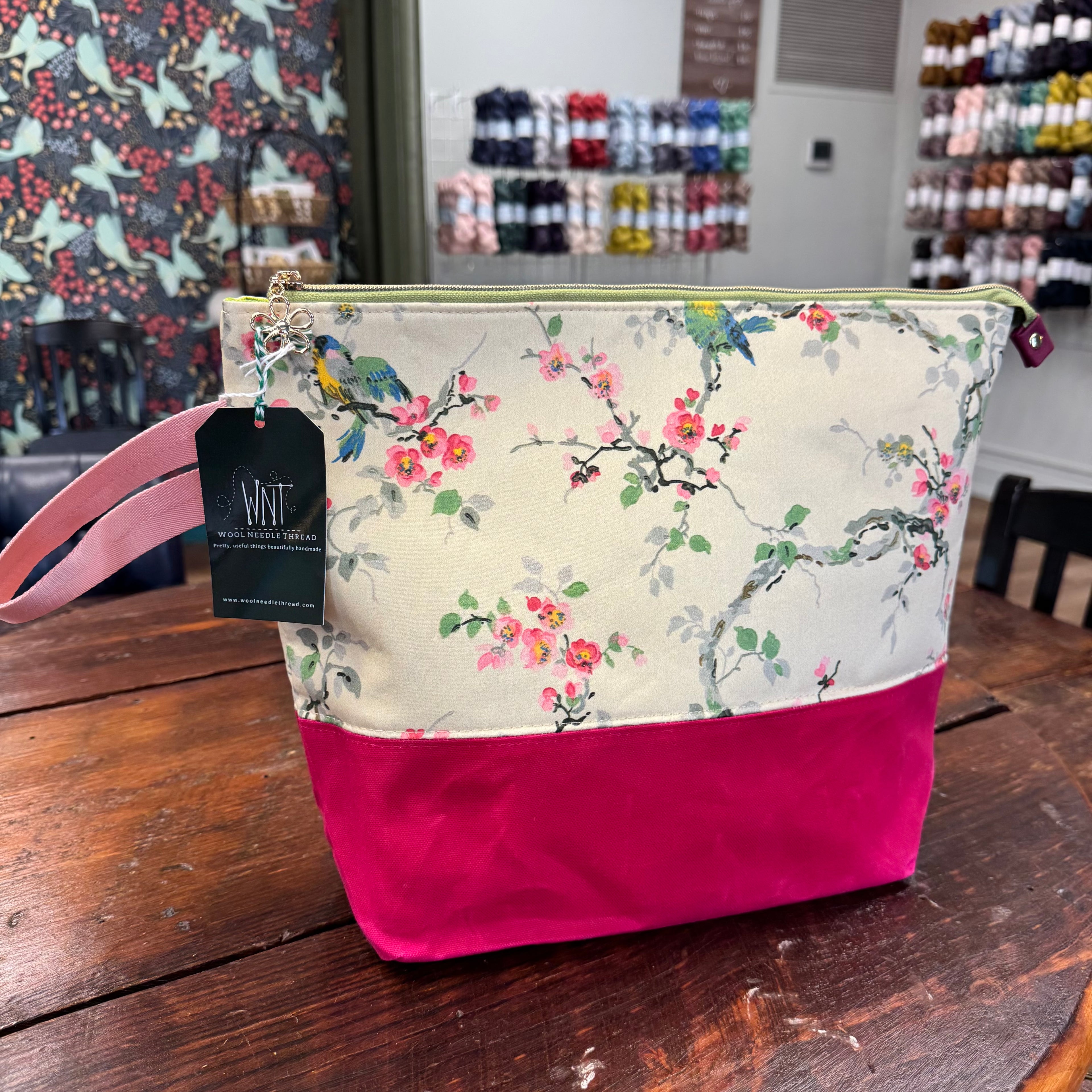 Wool Needle Thread XL Zipper Bag