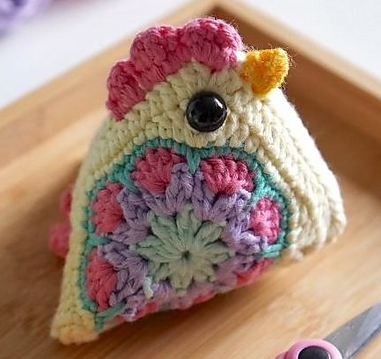 Crochet 102: Granny Square Chick with Angela