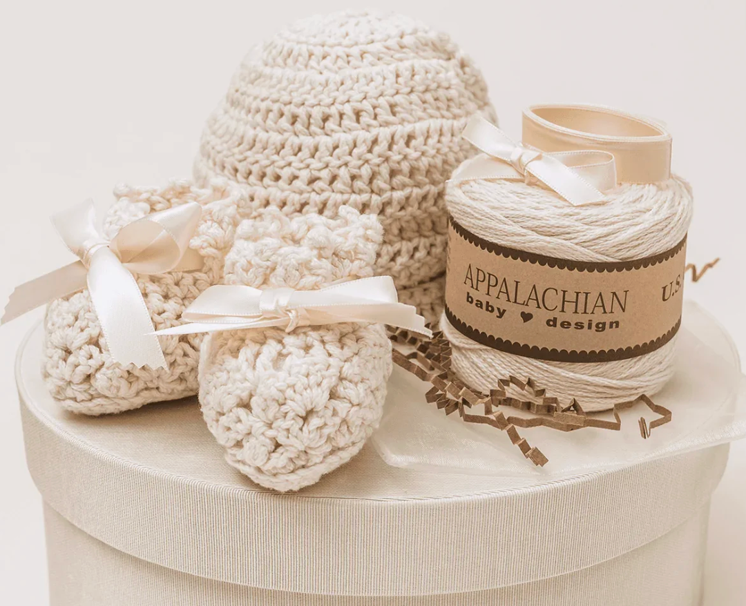 Appalachian Baby Organic Cotton Sport Newborn Cuff Hat and Bootie Crochet Kit