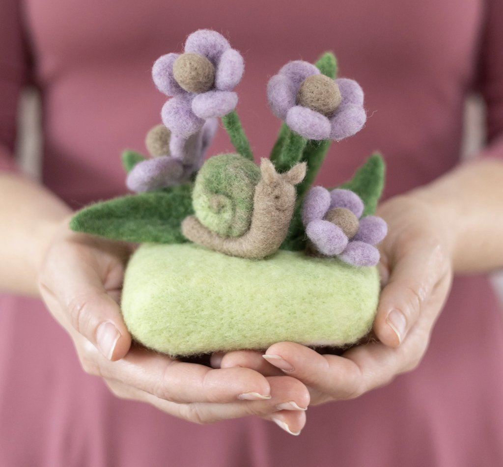 Felted Sky Garden Snail Mini Needle Felting Kit