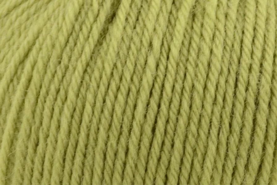 Universal Yarn Deluxe Worsted Superwash