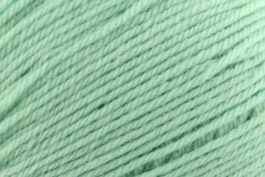 Universal Yarn Deluxe Worsted Superwash