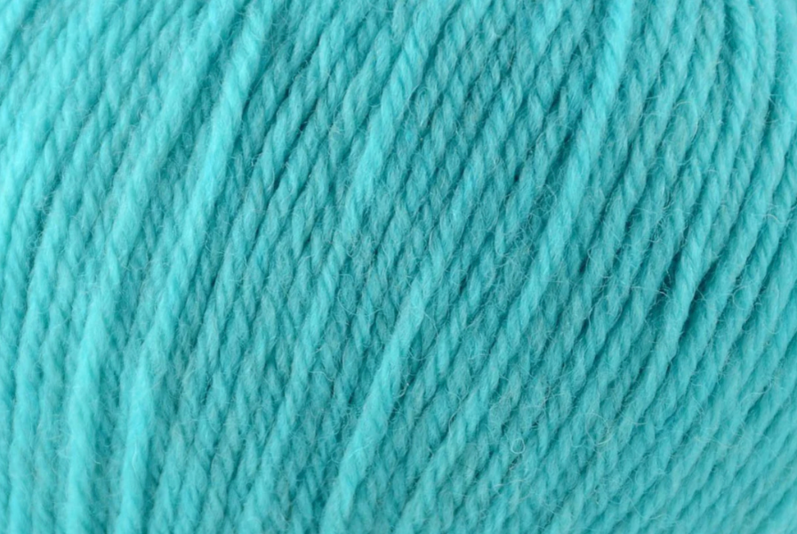 Universal Yarn Deluxe Worsted Superwash