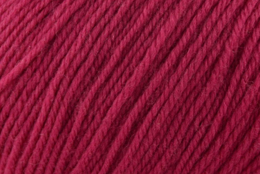 Universal Yarn Deluxe Worsted Superwash
