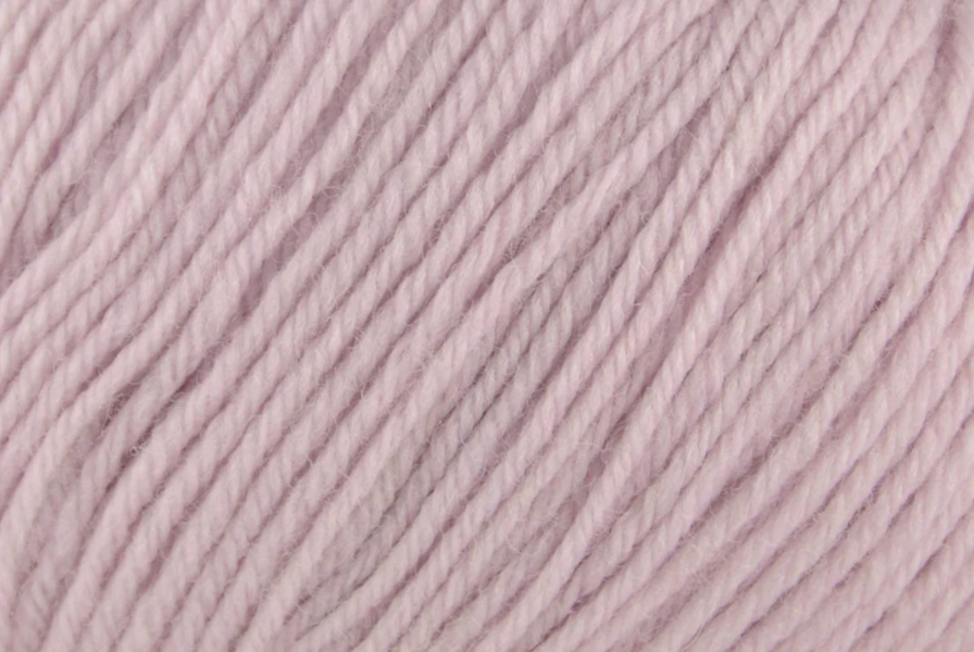 Universal Yarn Deluxe Worsted Superwash