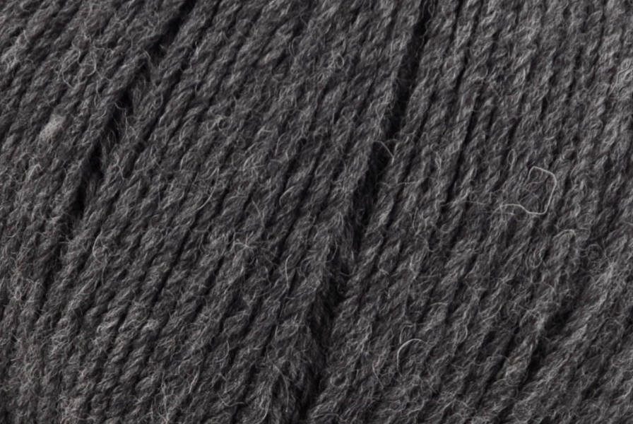 Universal Yarn Deluxe Worsted Superwash