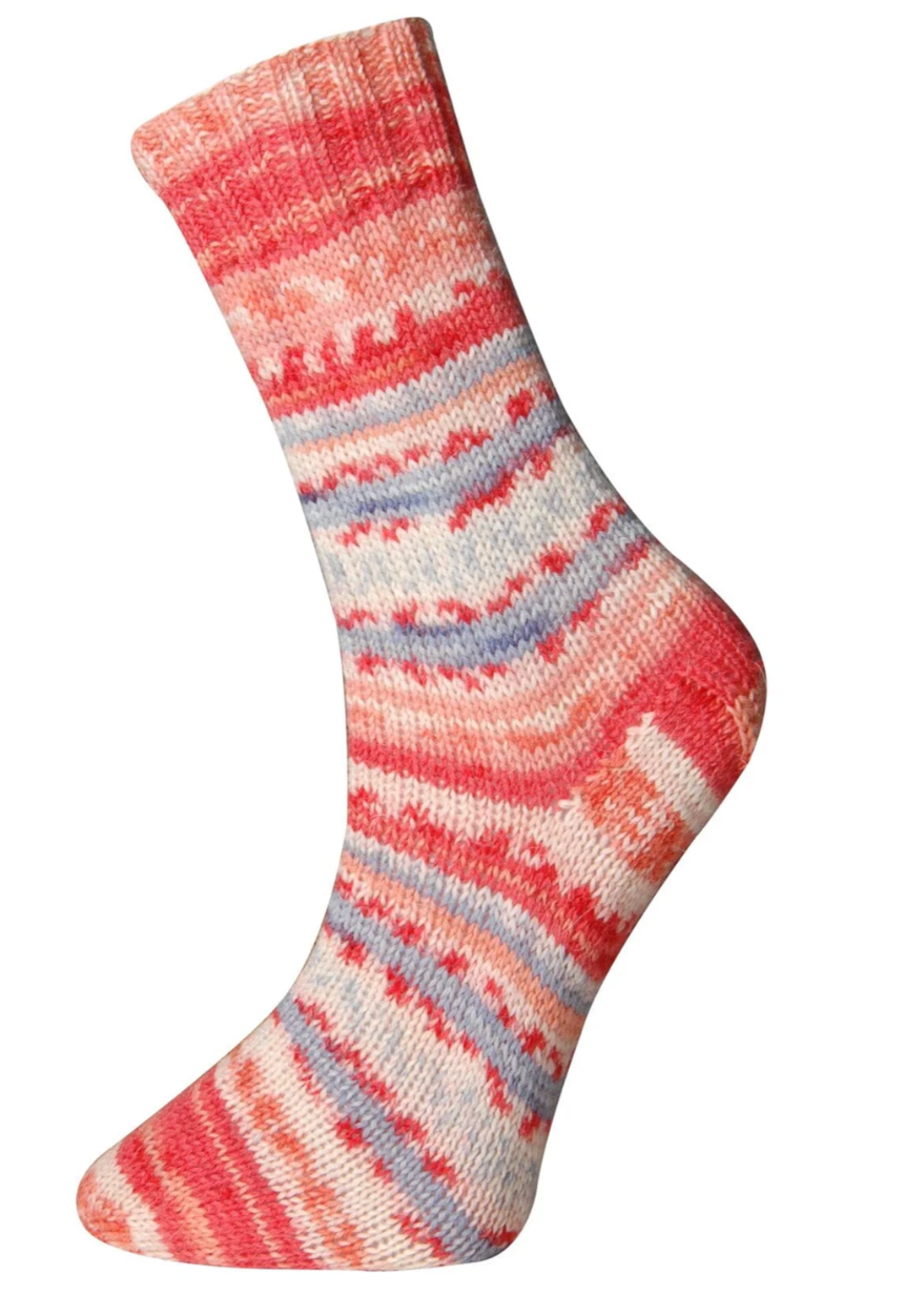 Universal Yarn Saunter